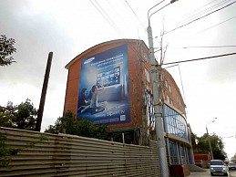 Брандмауер для рекламной кампании Samsung