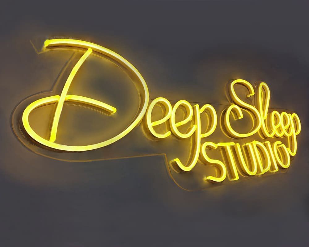 Вывеска «Deep Sleep STUDIO»