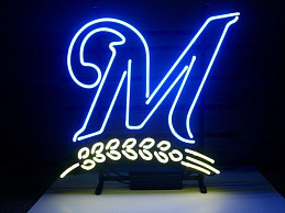 Неоновая вывеска для бара "Milwaukee Brewers"