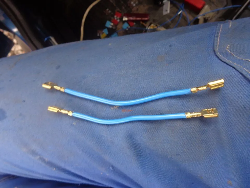 Как подключить шашку такси и спрятать провода